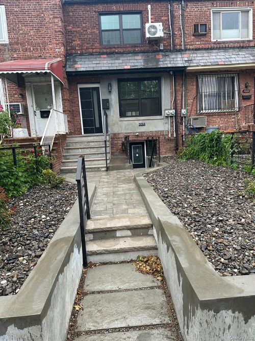 3068 Nostrand Avenue, New York, NY, 11229 | Card Image