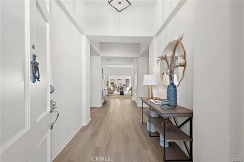 70 Plaza Dr, San Juan Capistrano, CA, 92675-3756 | Card Image