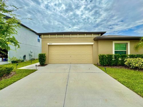 15607 Charr Island St, SUN CITY CENTER, FL, 33573-0238 | Card Image