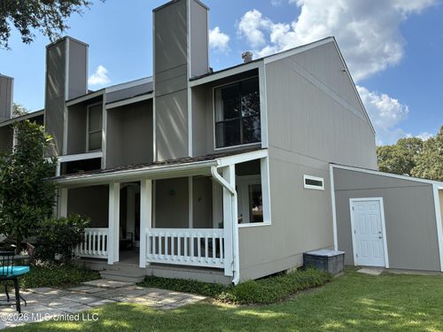 296 Highpoint Dr, Diamondhead, MS, 39525-3863 | Card Image