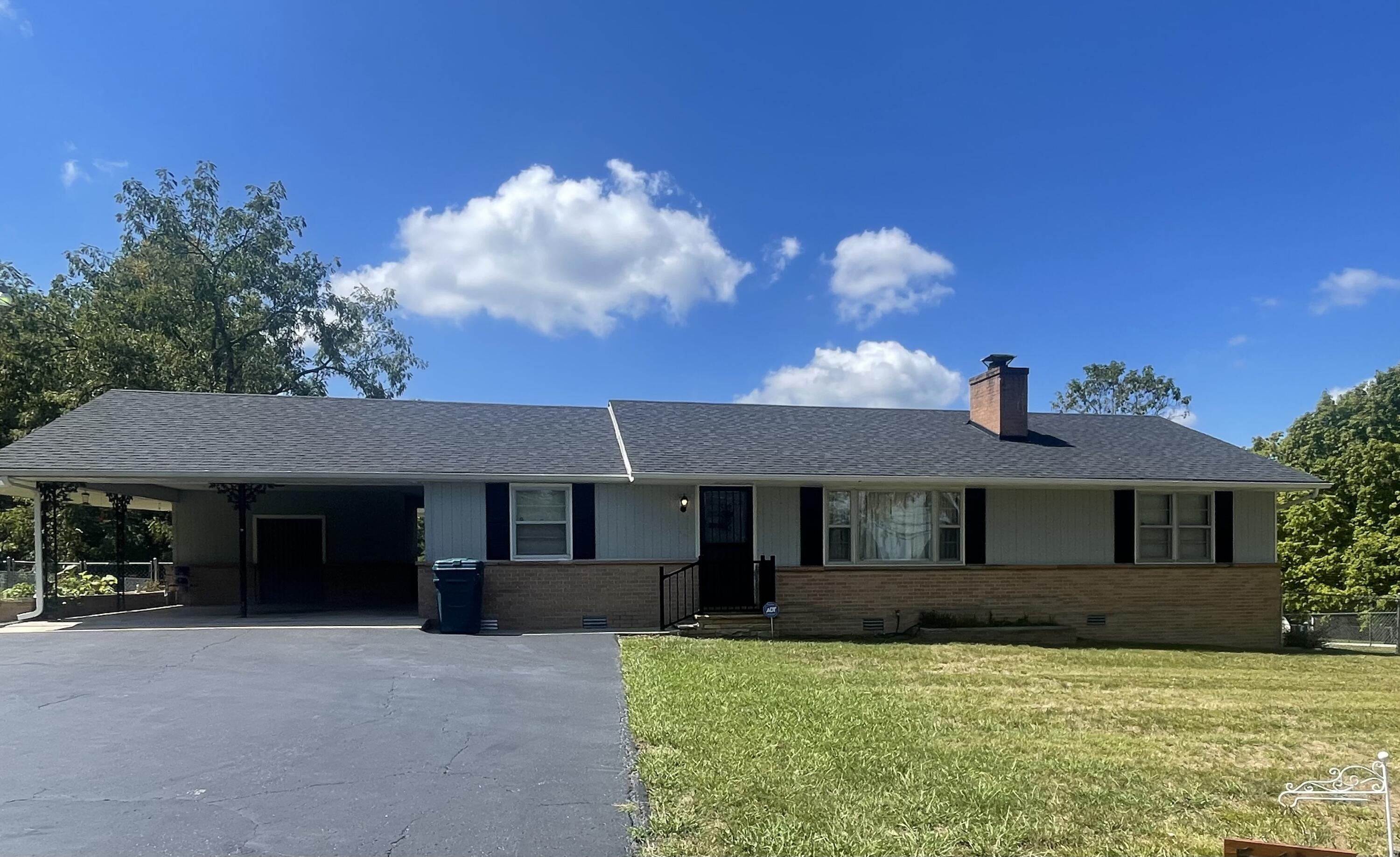 Sparta Dr, Crossville, TN 38555