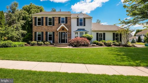 444 Briggs Rd, LANGHORNE, PA, 19047-8225 | Card Image