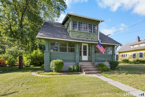 4 Hubbard Pl, Wethersfield, CT, 06109-2333 | Card Image