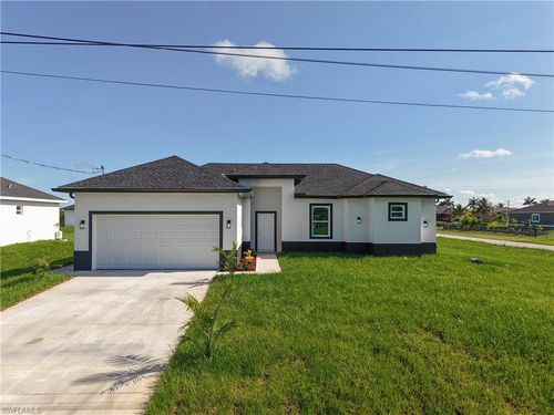 5000 Bygone St, Lehigh Acres, FL, 33971-7531 | Card Image
