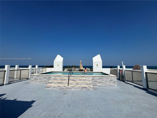 APT-17 - 7728 Collins Ave, Condo with 2 bedrooms, 3 bathrooms and null parking in Miami Beach FL | Image 17