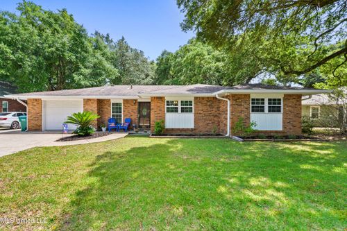 2424 Cotton Dr, Gulfport, MS, 39507-2813 | Card Image