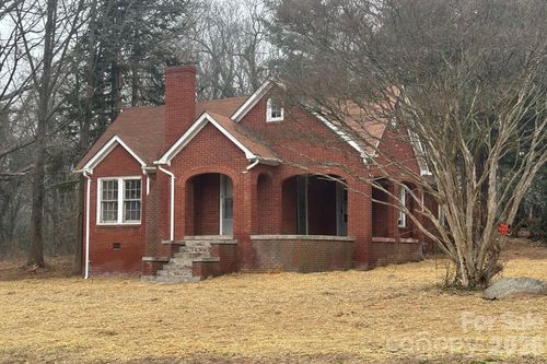 5724 Mooresville Rd, Kannapolis, NC, 28081-8744 | Card Image