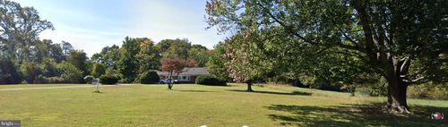 900 Seneca Rd, GREAT FALLS, VA, 22066-1349 | Card Image