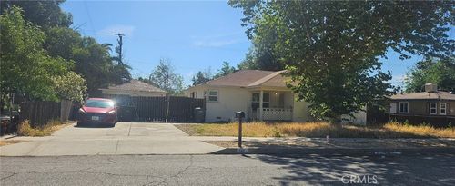140 S Thompson St, Hemet, CA, 92543 | Card Image