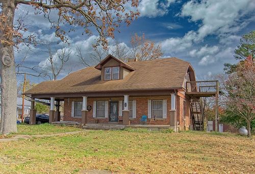 120 N Clark St, Everton, MO, 65646-9115 | Card Image