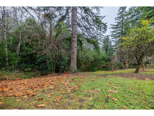 00 E 15th St, Coquille, OR, 97423 | Card Image