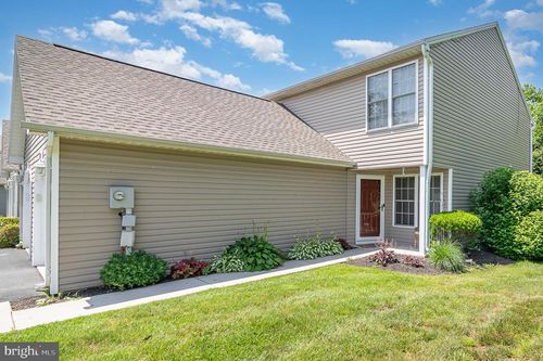 601 Mallard Dr, ETTERS, PA, 17319-8842 | Card Image