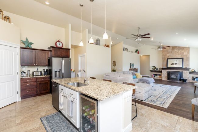 752 Thorpe Dr, House other with 5 bedrooms, 4 bathrooms and null parking in Spring Creek NV | Image 15