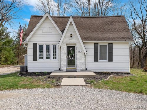 8524 Triple Lakes Rd, Dupo, IL, 62239-1612 | Card Image