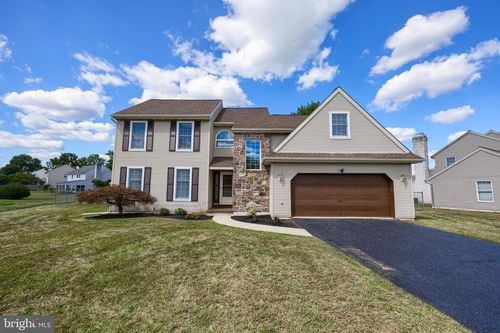 507 Heritage Dr, Fleetwood, PA, 19522-1907 | Card Image