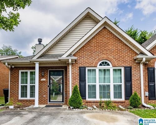 123 Hayesbury Ln, PELHAM, AL, 35124-2734 | Card Image