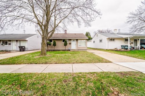 8339 Birch St, Taylor, MI, 48180-2307 | Card Image