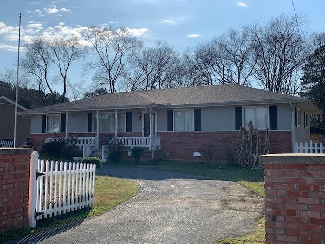 Walker Rd, Rossville, GA 30741