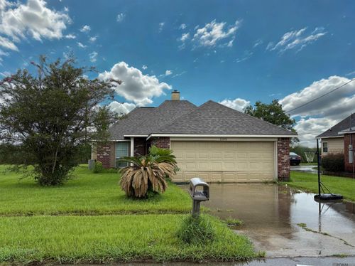 22690 Aidan Rd, Plaquemine, LA, 70764-5253 | Card Image