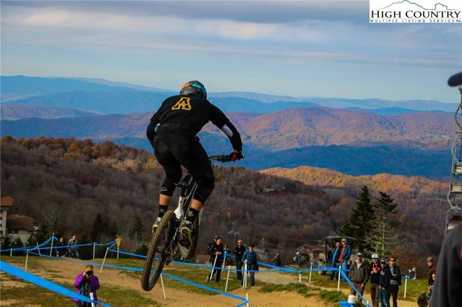 Beech Mountains Ski resorts converts to mountain biking trails in the summer. Mind blowing views! | Image 39