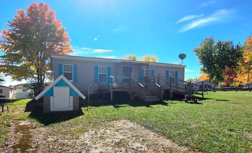 7137 Bello Vista Dr, Barryton, MI, 49305-9506 | Card Image