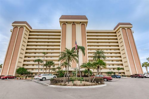 904-4775 Cove Cir, St Petersburg, FL, 33708-4800 | Card Image