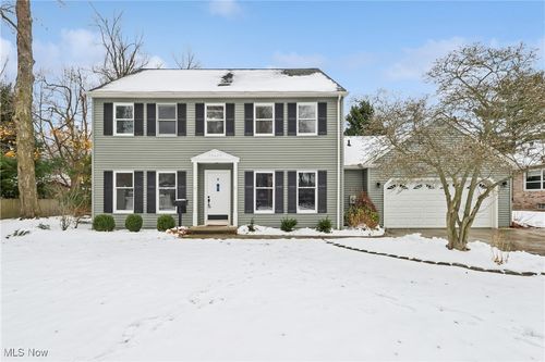 29603 Electric Dr, Bay Village, OH, 44140-1210 | Card Image