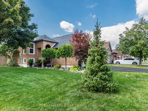 98 Springview Dr, Brampton, ON, L6X4L1 | Card Image