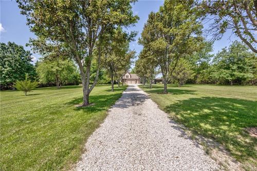 21600 S Lackman Rd, Spring Hill, KS, 66083-3054 | Card Image