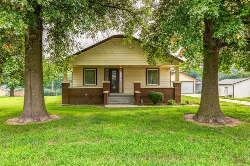 413 N High St, Clyde, KS, 66938-9471 | Card Image