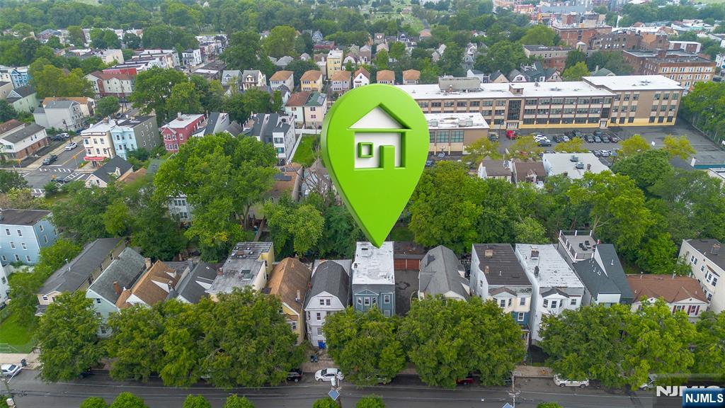 Residential Income in Newark 5
