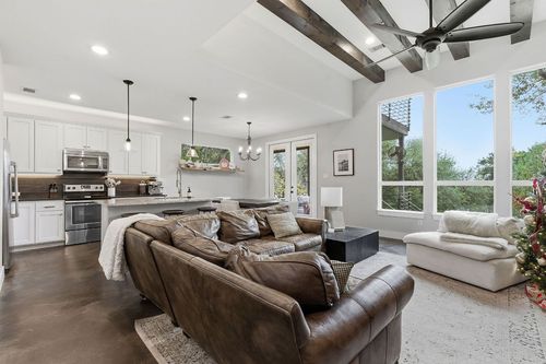 10012 Janet Loop, Dripping Springs, TX, 78620-2615 | Card Image