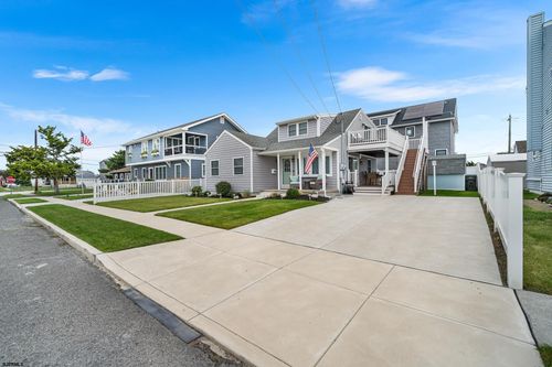 205 2nd St S, Brigantine, NJ, 08203-2513 | Card Image