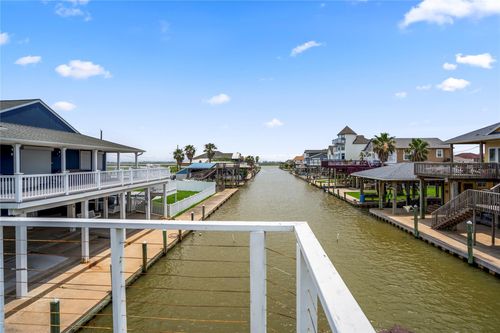 125 Marlin Ln, Freeport, TX, 77541-2007 | Card Image