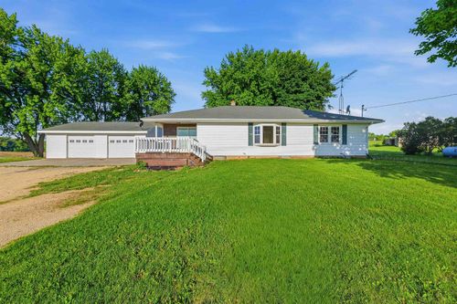 N10417 State Road 26, Burnett, WI, 53922-9758 | Card Image