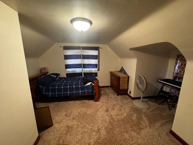 Upper Level Bedroom | Image 12