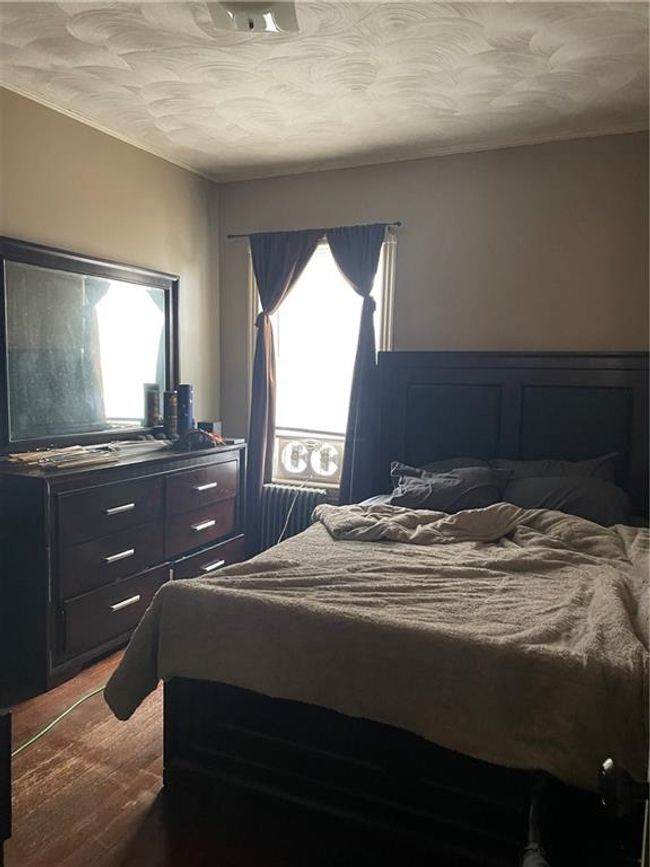 205 Beckwith Street, Home with 4 bedrooms, 2 bathrooms and 6 parking in Cranston RI | Image 5
