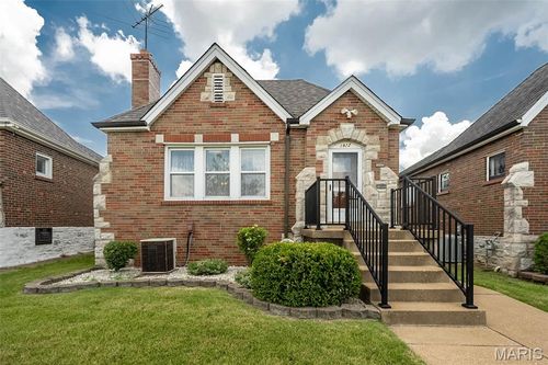 3922 Alexander St, Saint Louis, MO, 63116-3504 | Card Image