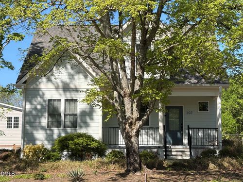 207 N Nash St, Hillsborough, NC, 27278-2334 | Card Image
