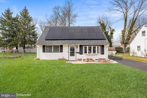 955 Terrace, Ewing, NJ, 08618 | Card Image