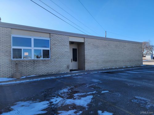 322 S Lincoln Road, Escanaba, MI, 49829 | Card Image