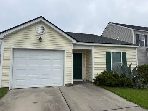 316 Salkahatchie St, Summerville, SC, 29485-6832 | Card Image
