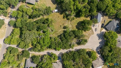 9 Dog Wood Ct, Belton, TX, 76513-5346 | Card Image