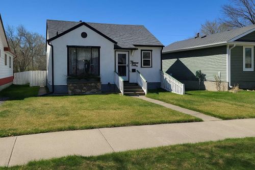 1212 7 Avenue S, Lethbridge, AB, T1J1K6 | Card Image