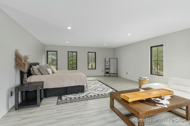 Bedroom or Family Room | Image 23