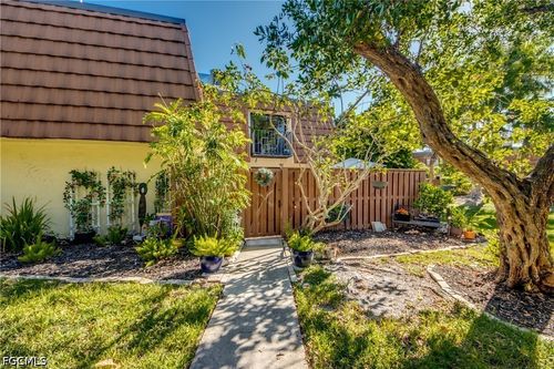 4-5213 Cedarbend Dr, FORT MYERS, FL, 33919-7513 | Card Image