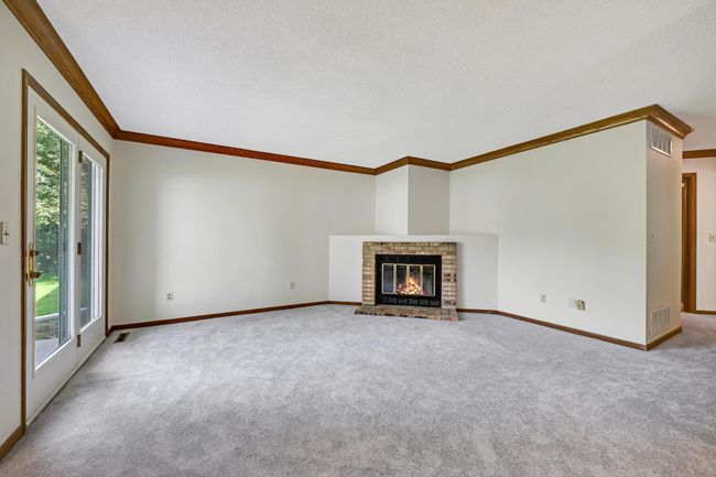8710Photography-Web-Friendly-3551-Blue-Jay-Way-apt-107-Eagan-MN-55123-3.jpg | Image 6