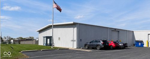 1450 Sunday Dr, Indianapolis, IN, 46217-9332 | Card Image