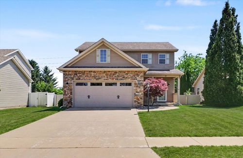 401 Trefoil, Savoy, IL, 61874-8532 | Card Image
