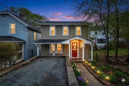 11 Mcfatridge Rd, Halifax, NS, B3N2R2 | Card Image